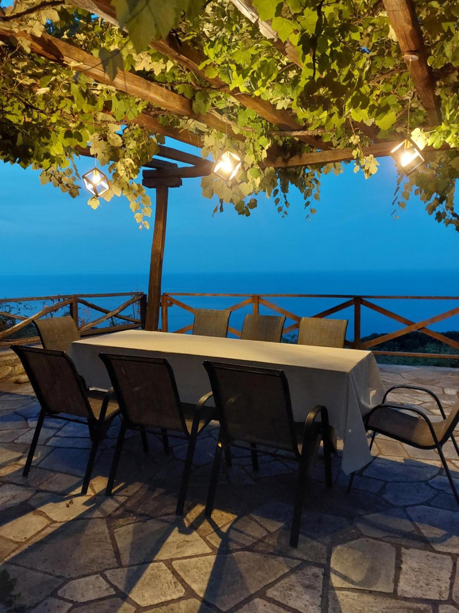 Θαλλώ Luxurious Villa Tsagarada Bagian luar foto